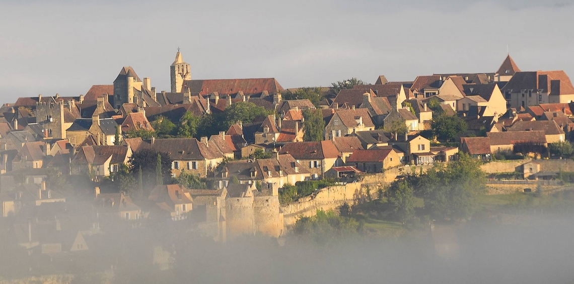 OFFICE DE LA CULTURE DOMME, spectacles, théâtre, concert, expositions, conférences : nous faisons tout pour que l'Acropole du Périgord soit une ville vivante et colorée