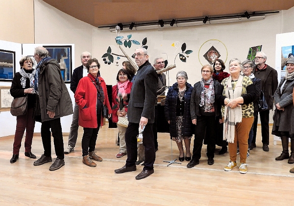 Manifestations culturelles à Domme en Dordogne Périgord