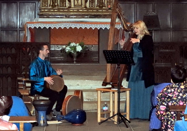 Manifestations culturelles à Domme en Dordogne Périgord